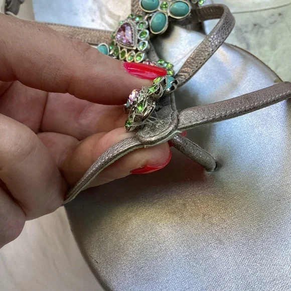 Stuart Weitzman Silver Sandals Turquoise & Crystal Gem Embellishments 9.5 - Picture 11 of 11